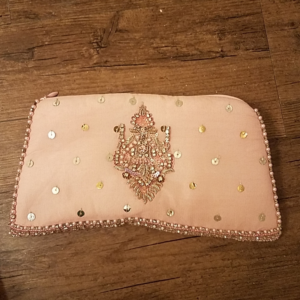 Fancy clutch
